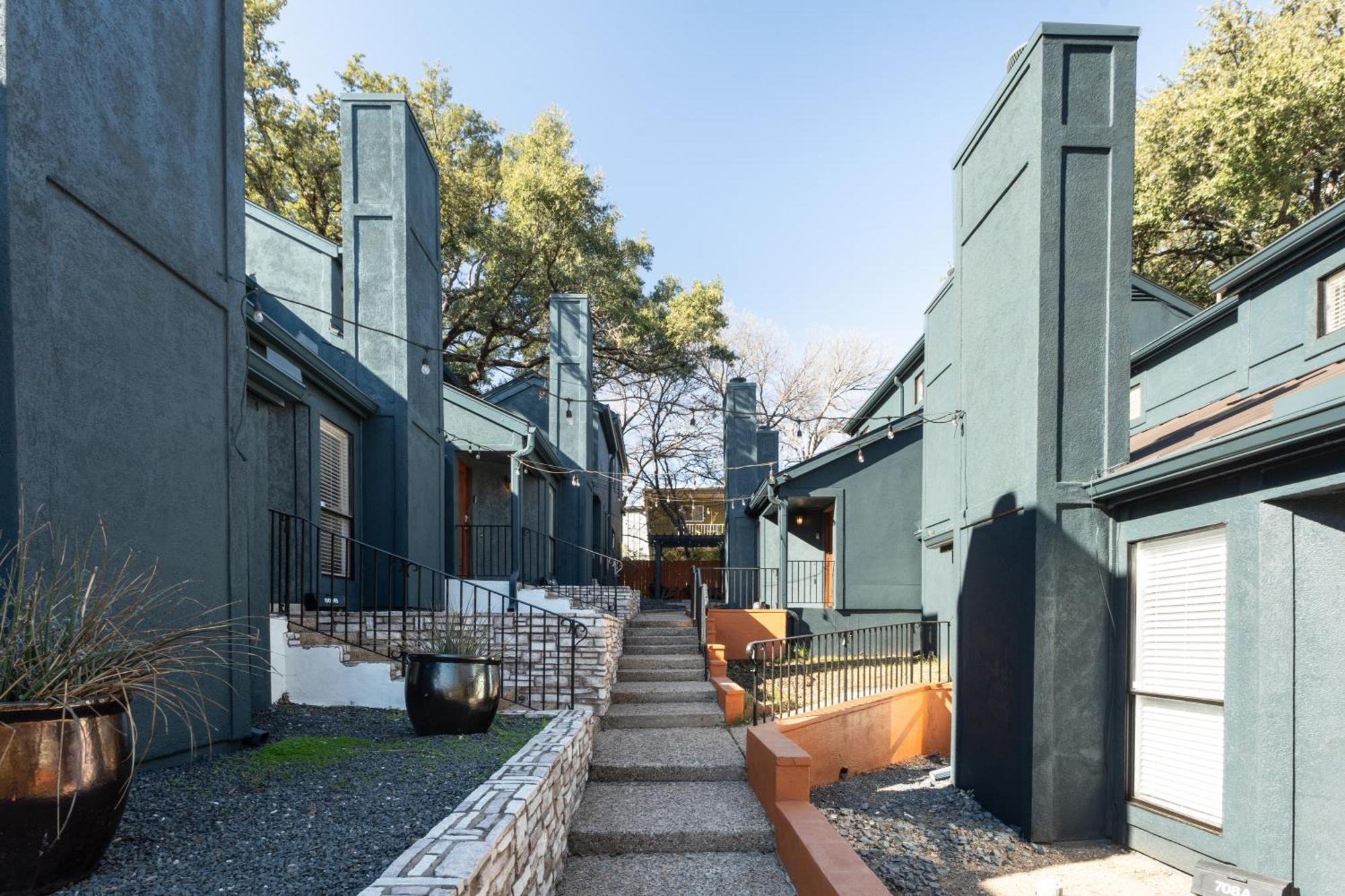 Heart Of Austin Hideaway Hotel Exterior photo